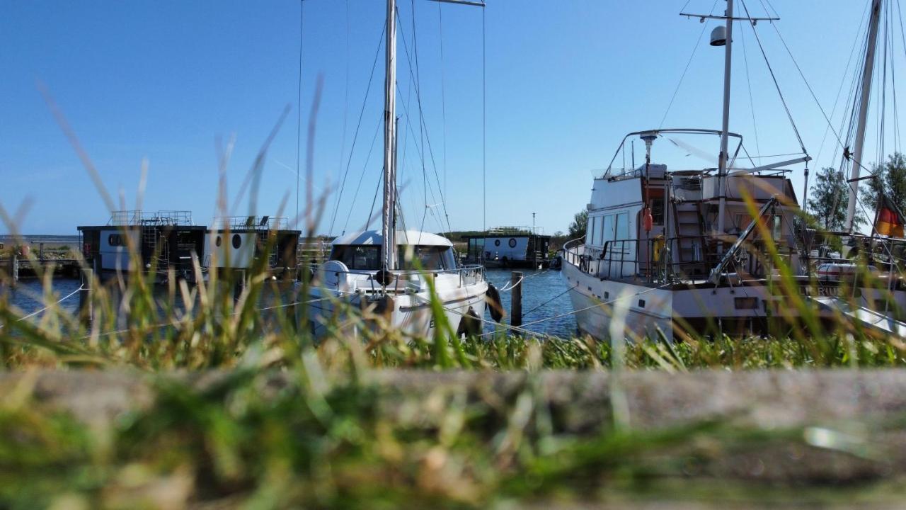 Hausboote Und Fewo Vieregge Exterior photo